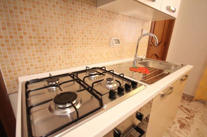 Apartamento Le Tre Rose Di Mary Avola Exterior foto